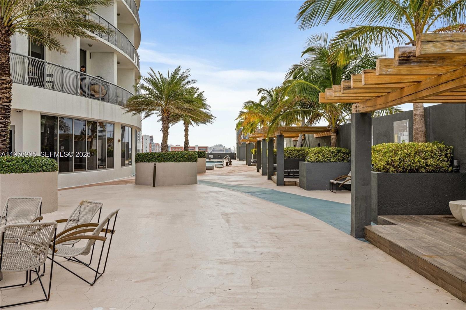 image Opera Tower Condominium8