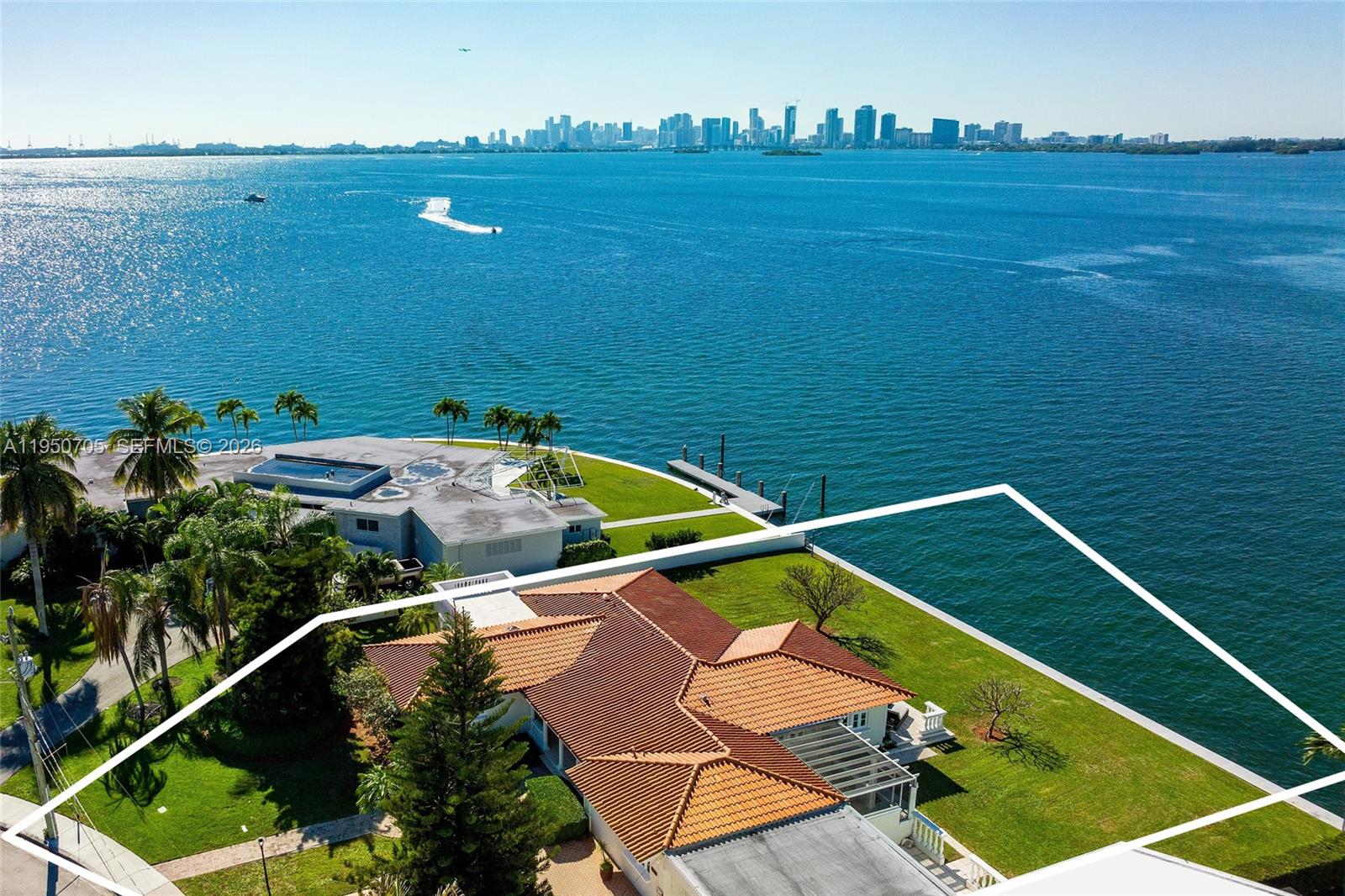 7500 W Treasure Dr North Bay Village, FL 33141