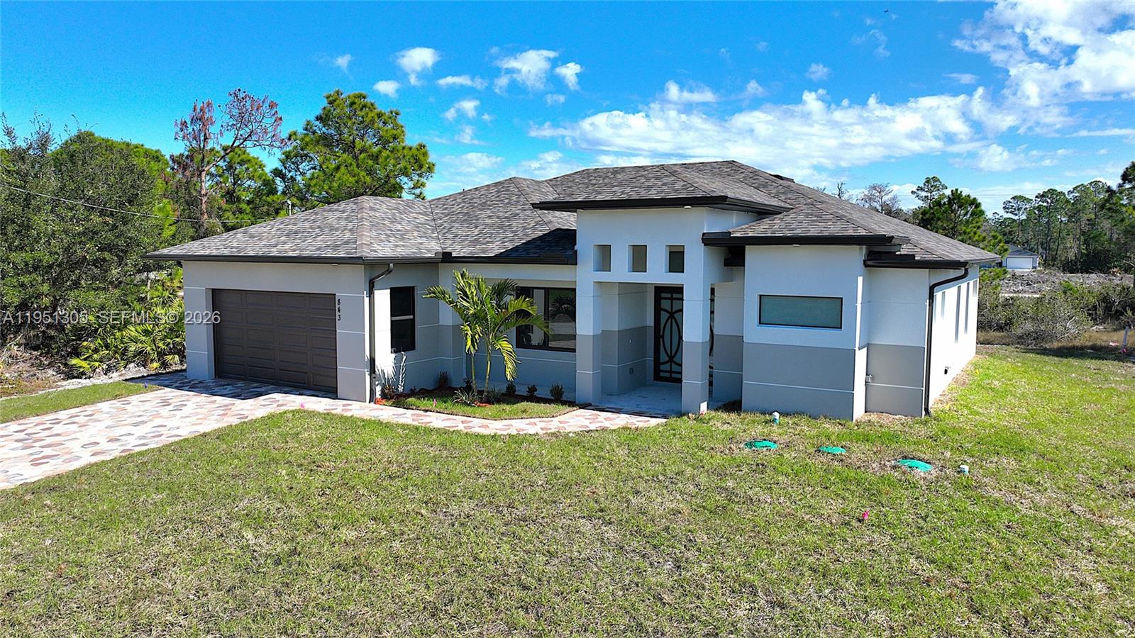 843 S Burns Ave S Lehigh Acres, FL 33974