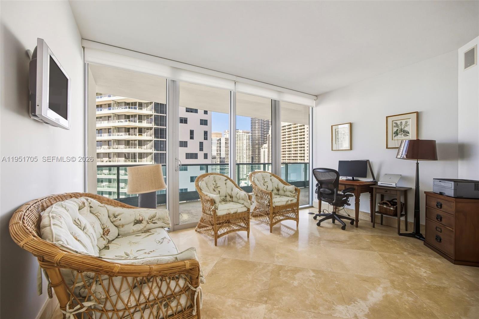 1331 Brickell Bay Dr #2807 Miami, FL 33131