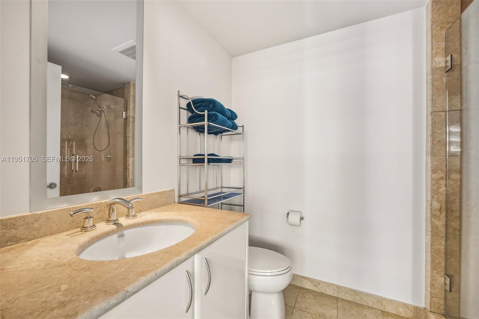 1331 Brickell Bay Dr #2807 Miami, FL 33131