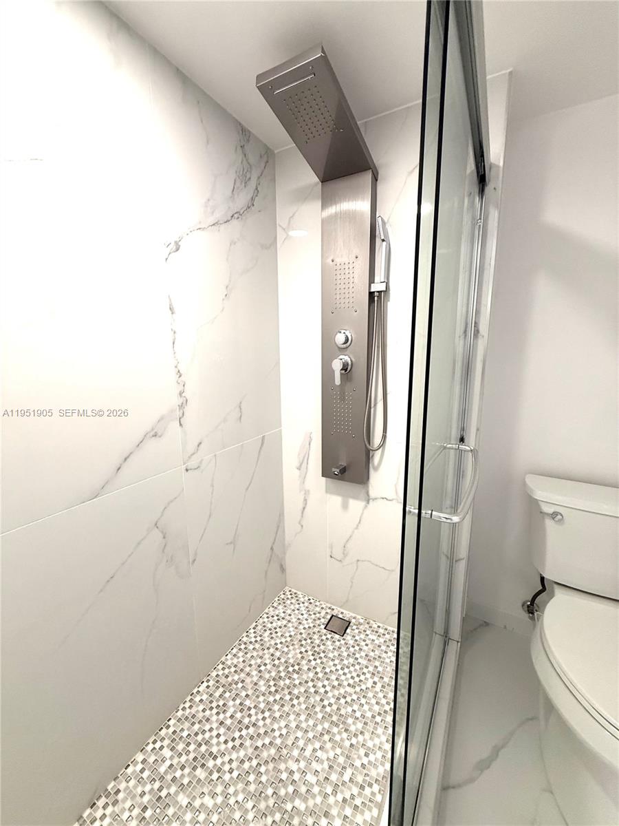 image Winston Towers 70019