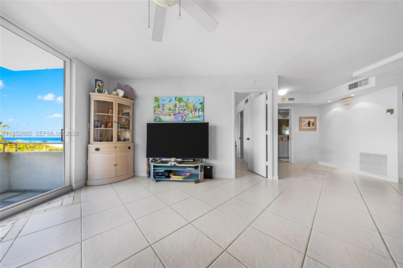 465 Ocean Dr #419 Miami Beach, FL 33139