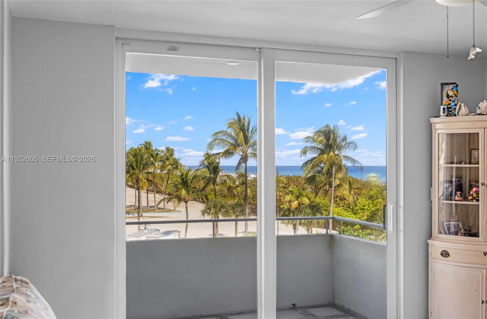 465 Ocean Dr #419 Miami Beach, FL 33139