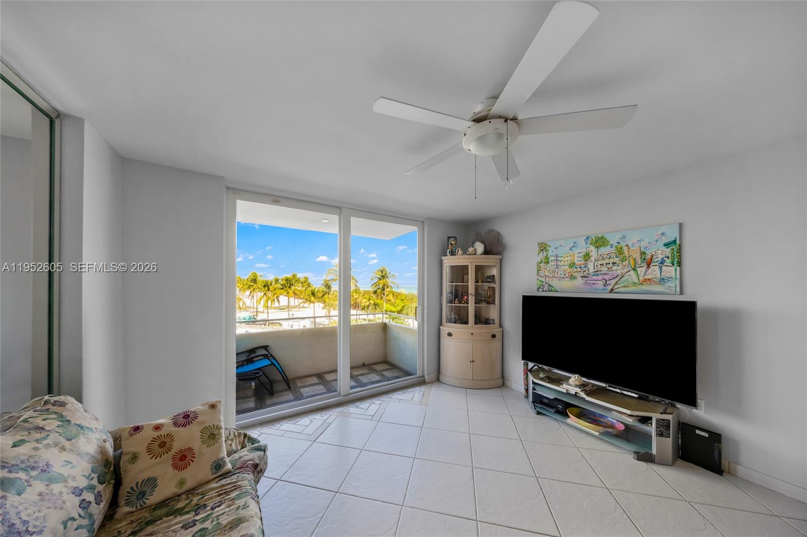465 Ocean Dr #419 Miami Beach, FL 33139