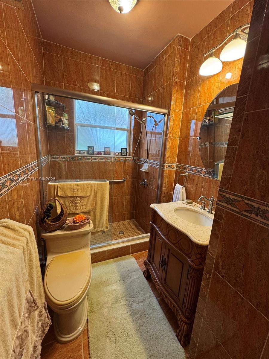 322 SW 31st Ct Miami, FL 33135