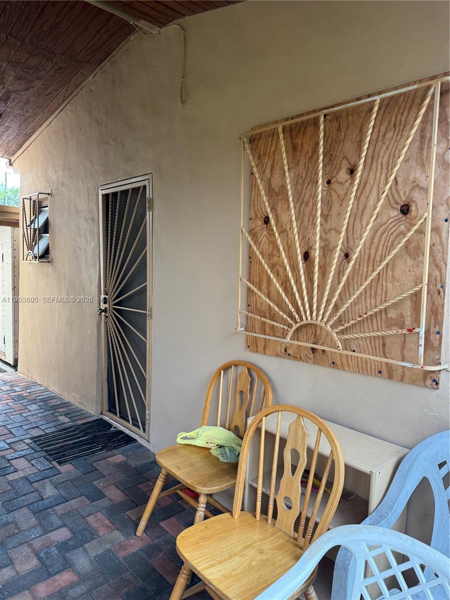 322 SW 31st Ct Miami, FL 33135