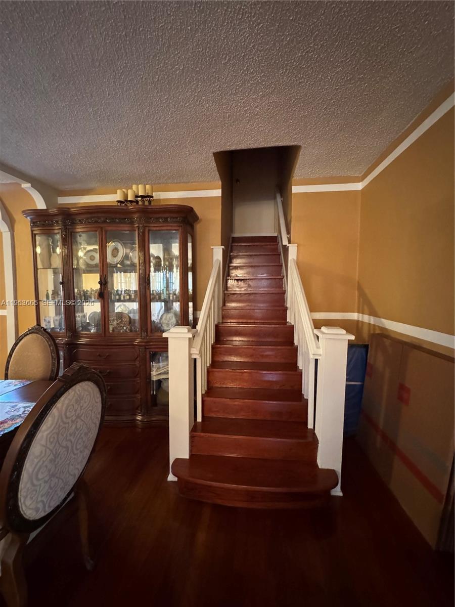 322 SW 31st Ct Miami, FL 33135