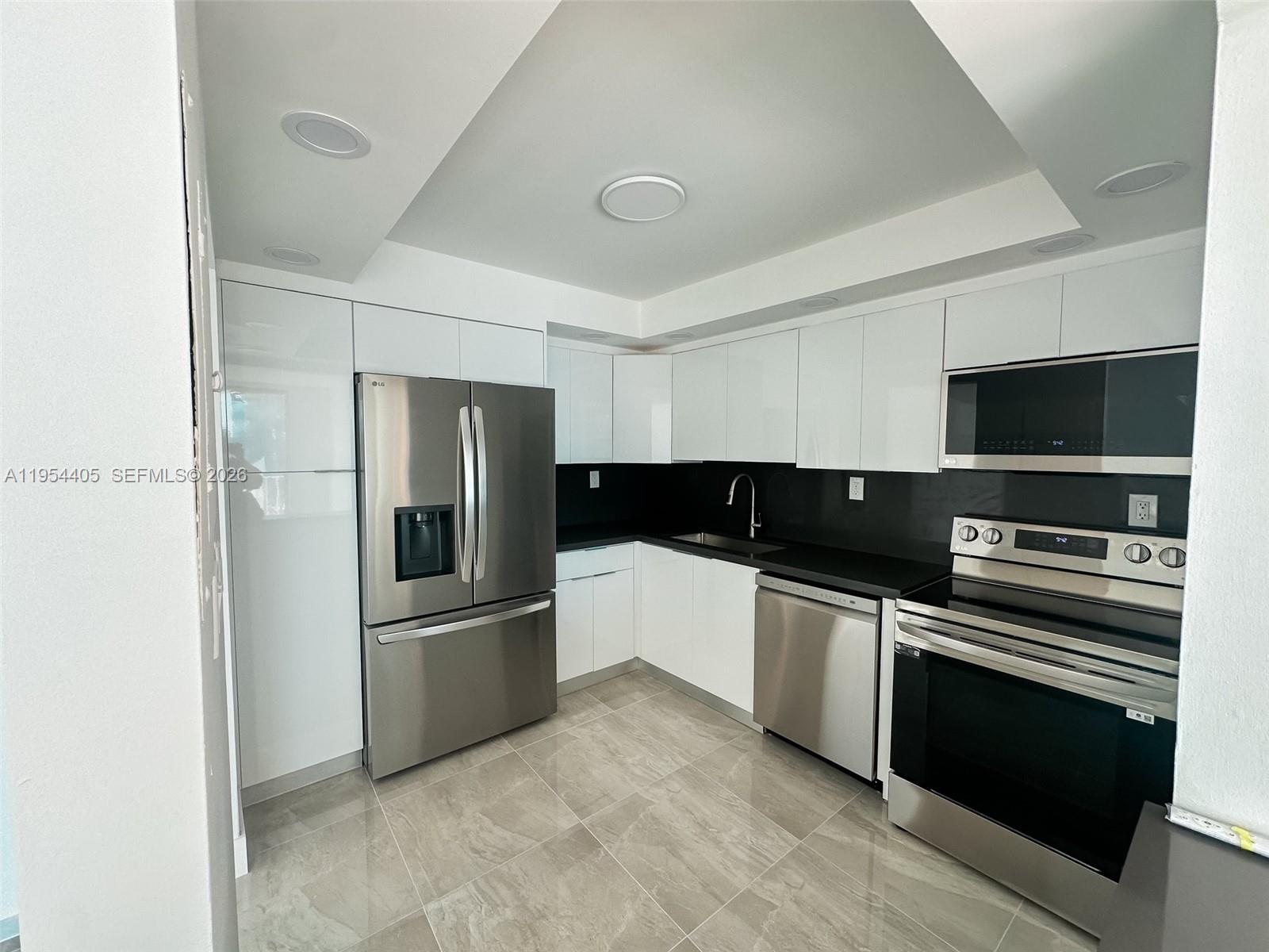 16546 NE 26th Ave #4J North Miami Beach, FL 33160