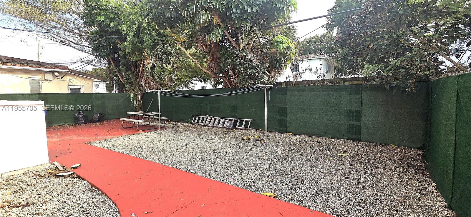 744 85th St #4 Miami Beach, FL 33141