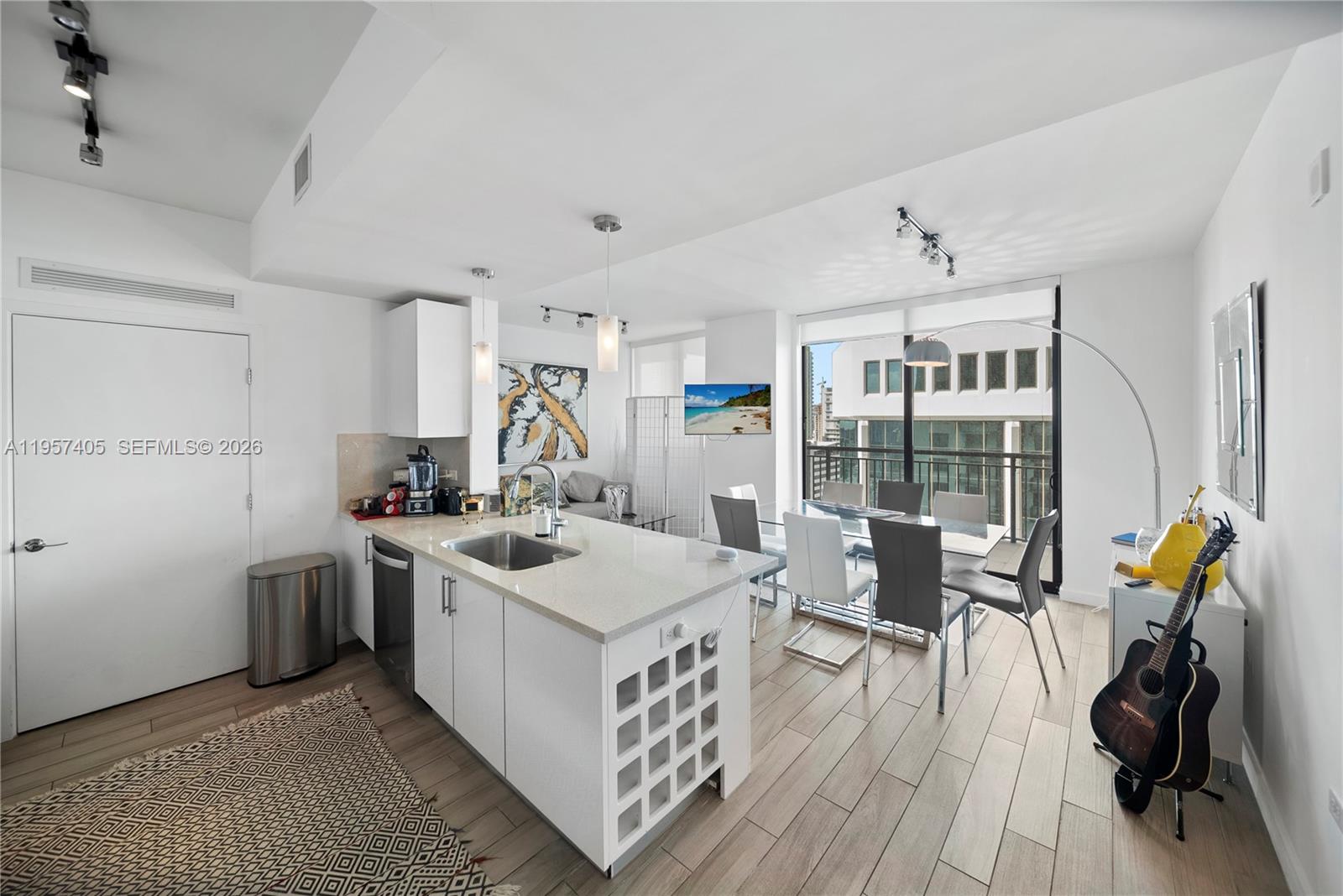 image Nine at Mary Brickell Village3