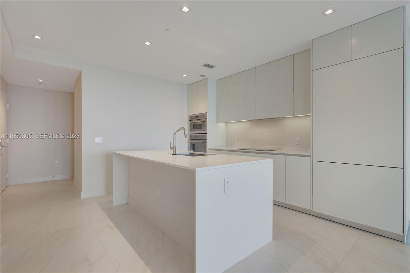 700 NE 24th St #2803 Miami, FL 33137