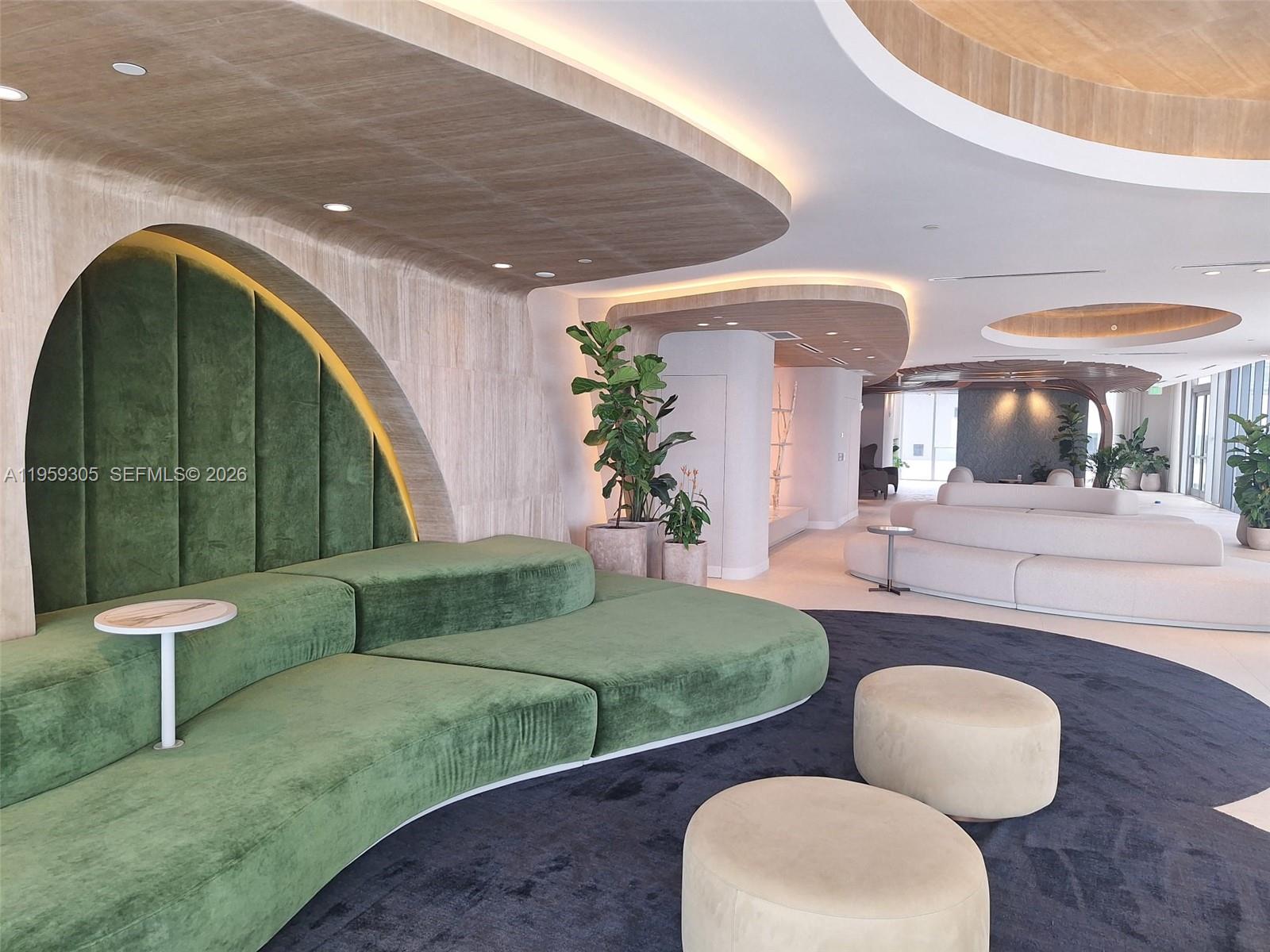 700 NE 24th St #2803 Miami, FL 33137