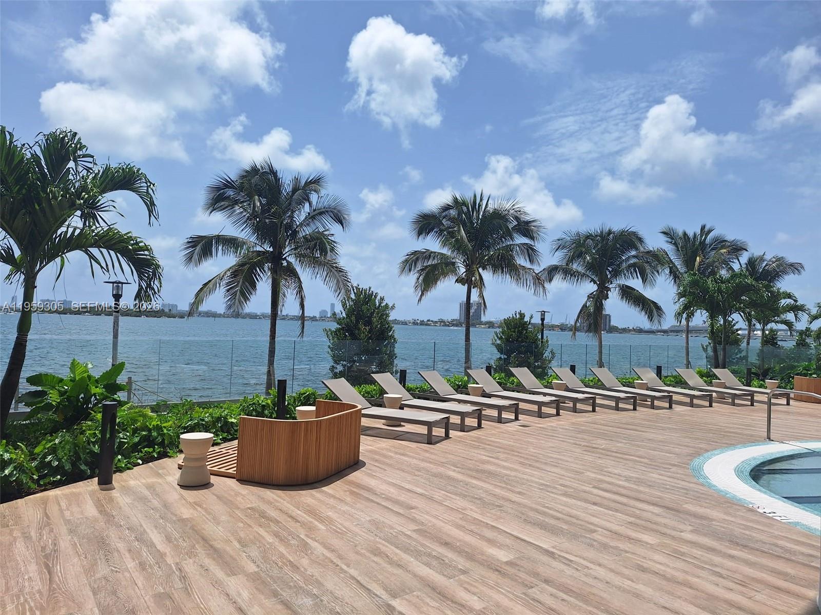 700 NE 24th St #2803 Miami, FL 33137