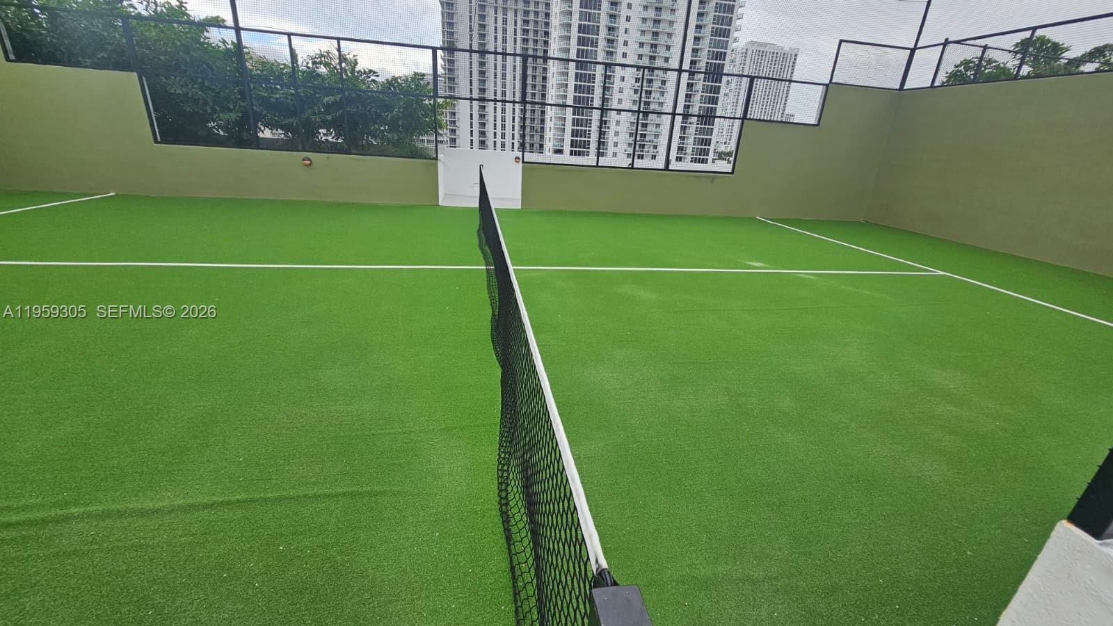 700 NE 24th St #2803 Miami, FL 33137