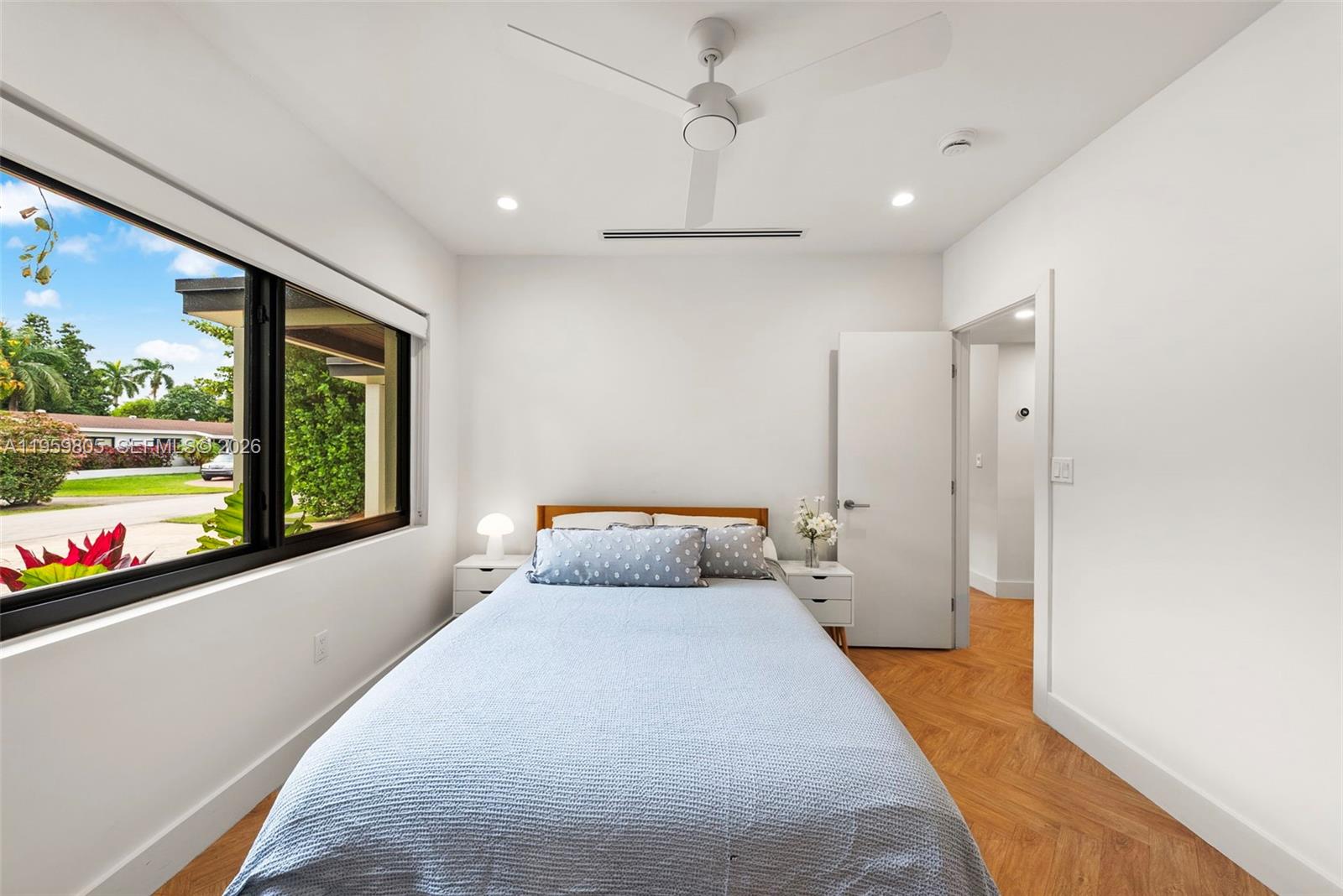 349 NE 117th St Miami, FL 33161