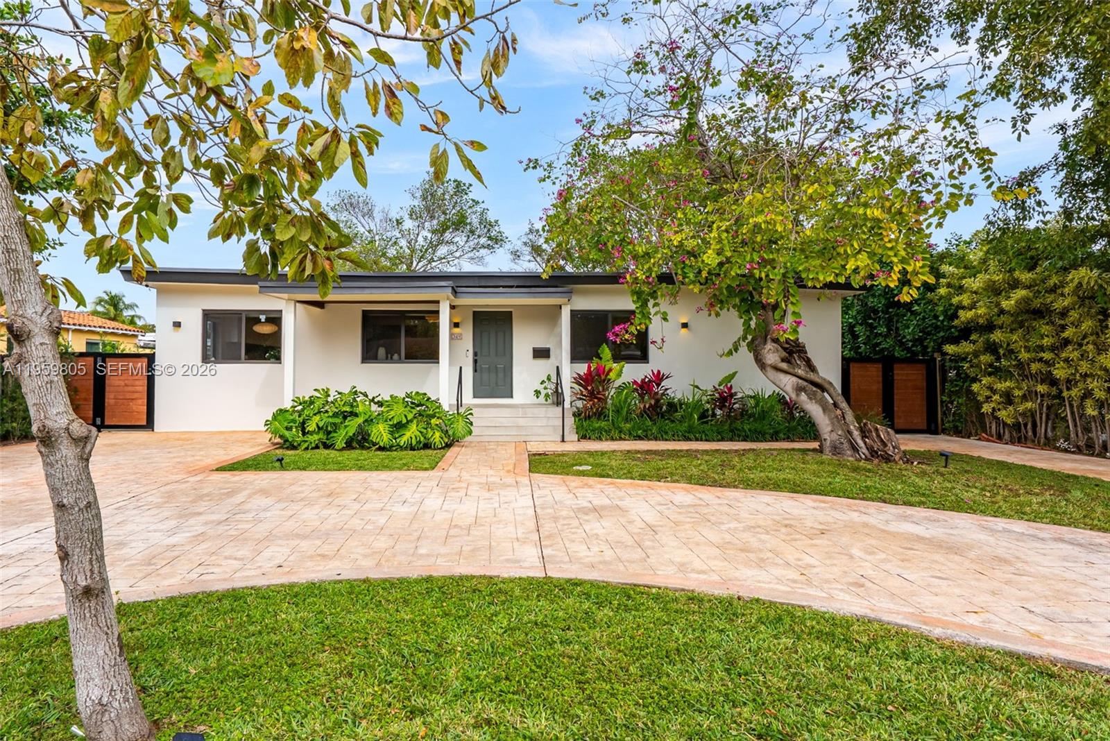 349 NE 117th St Miami, FL 33161