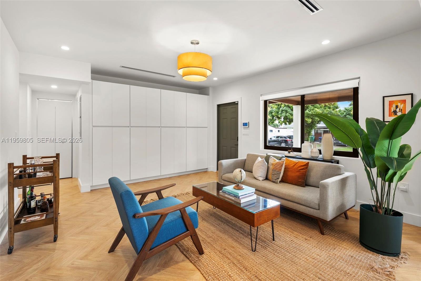 349 NE 117th St Miami, FL 33161