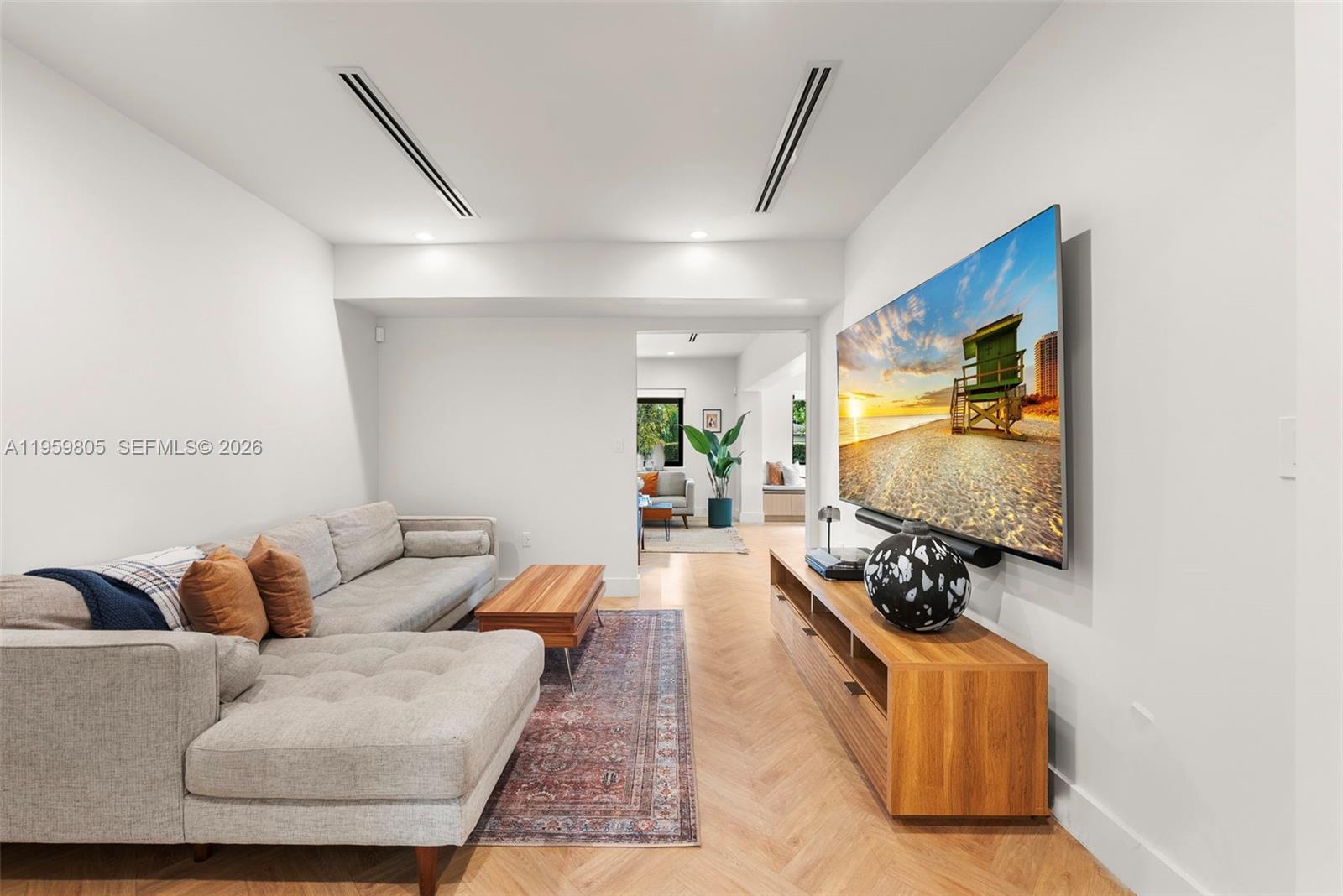 349 NE 117th St Miami, FL 33161