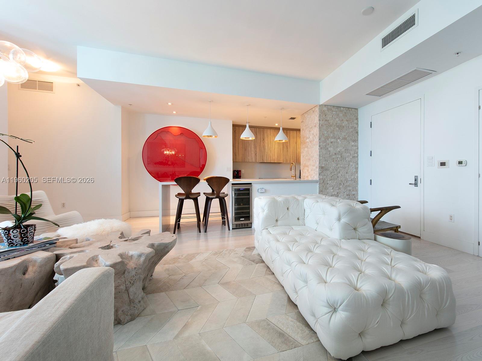 image Continuum South Beach North Tower3