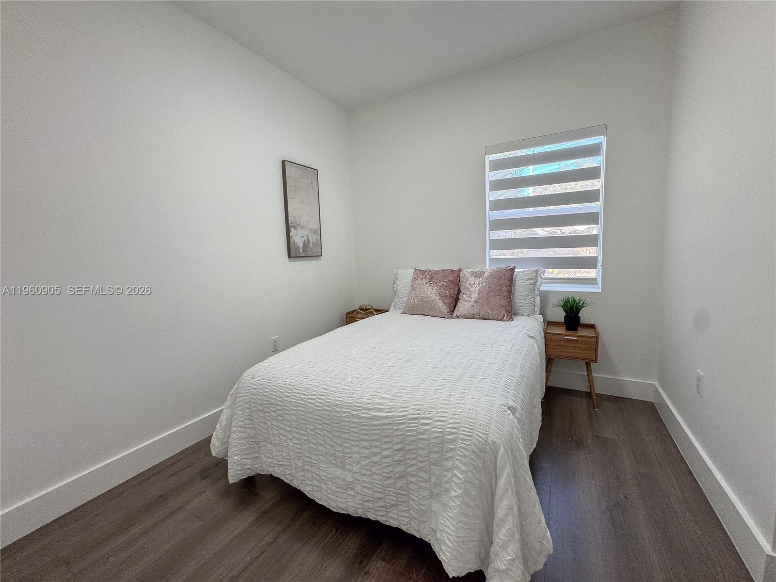 1319 NW 40th St Miami, FL 33142