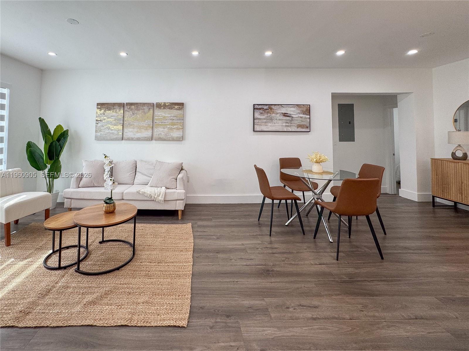 1319 NW 40th St Miami, FL 33142