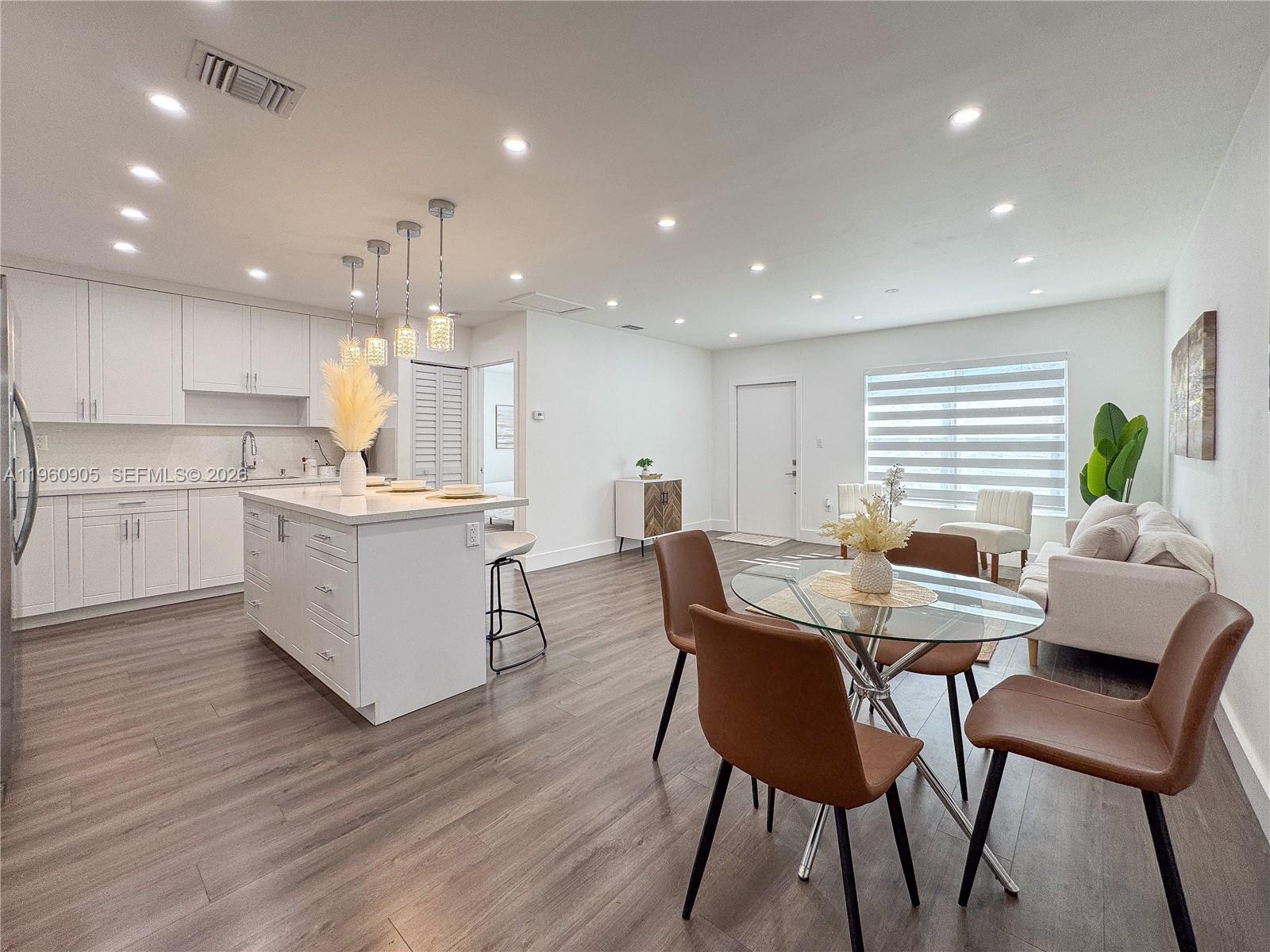 1319 NW 40th St Miami, FL 33142