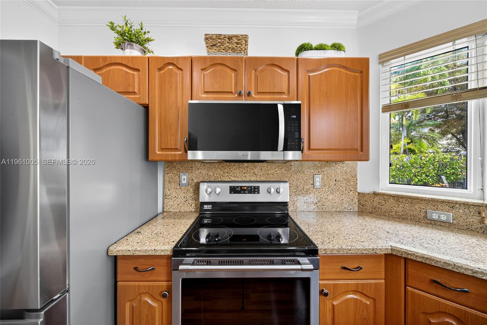 13163 SW 142th St Miami, FL 33186