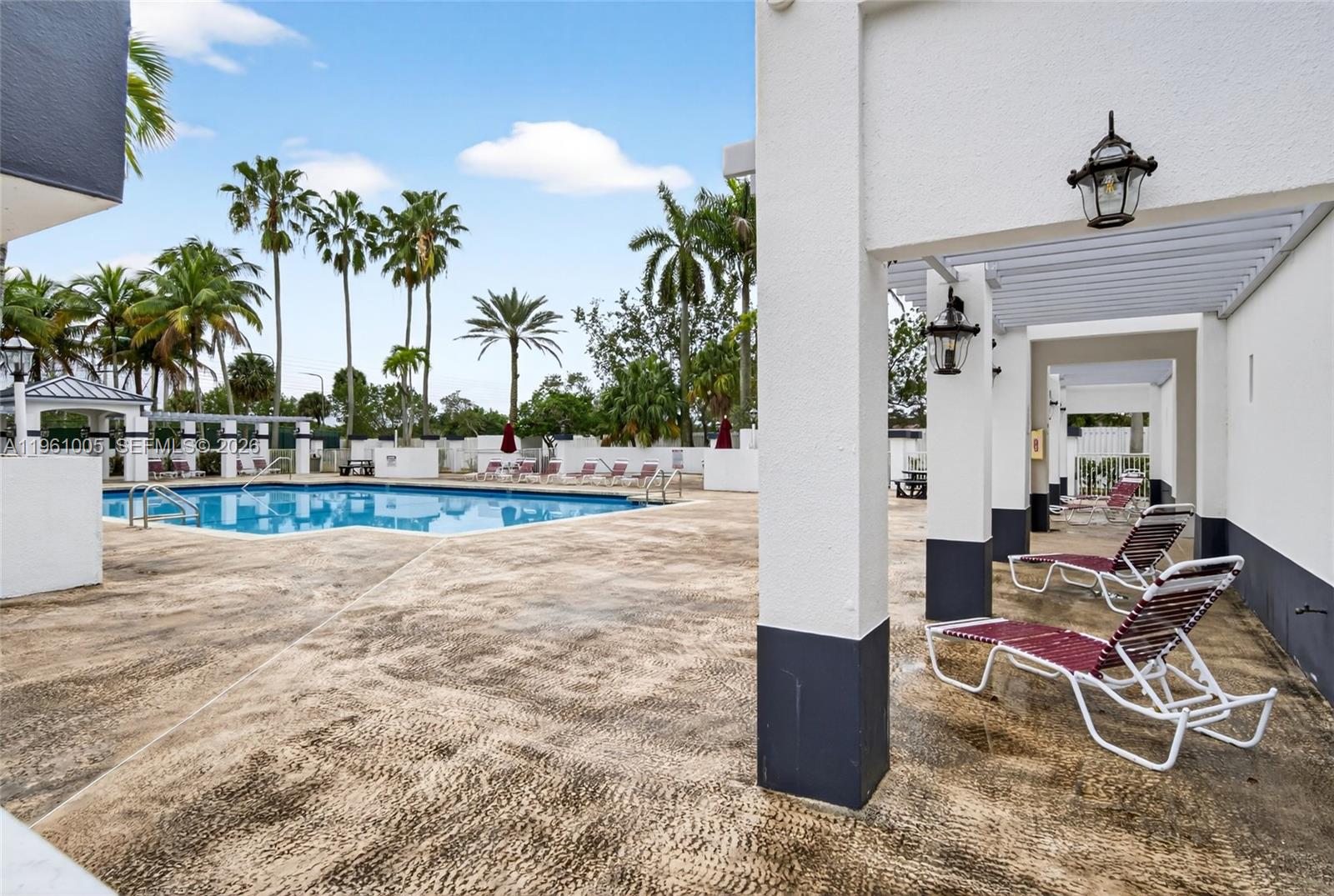 13163 SW 142th St Miami, FL 33186