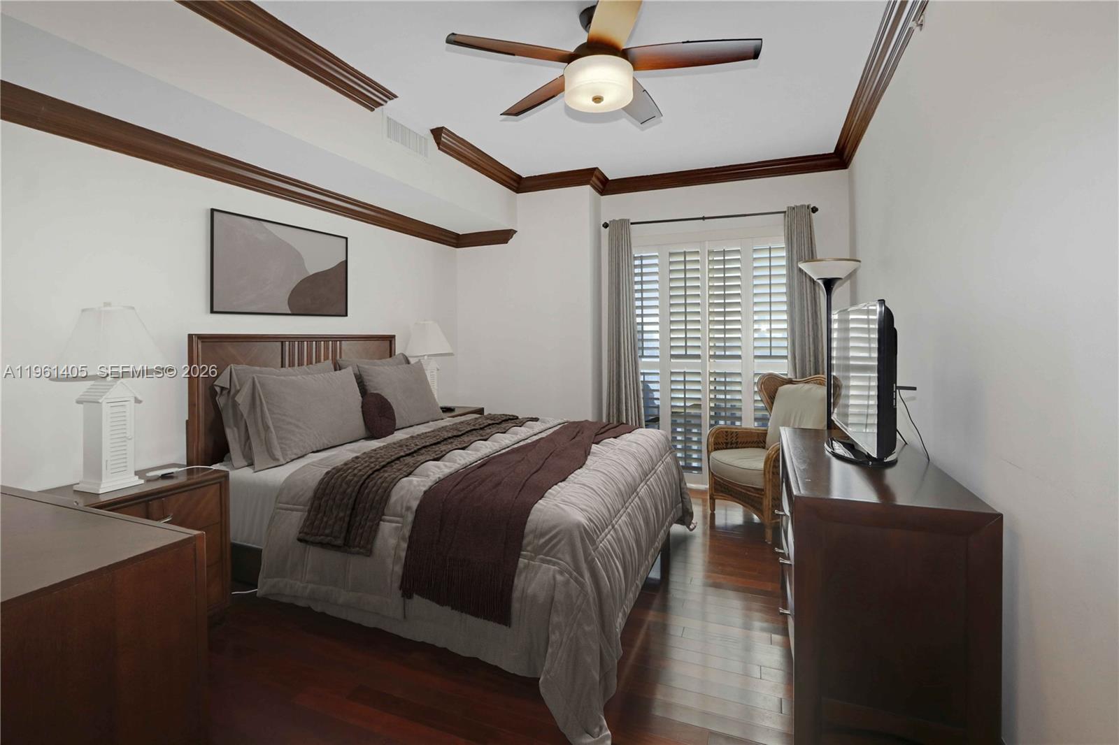 image Ten Aragon Condo12