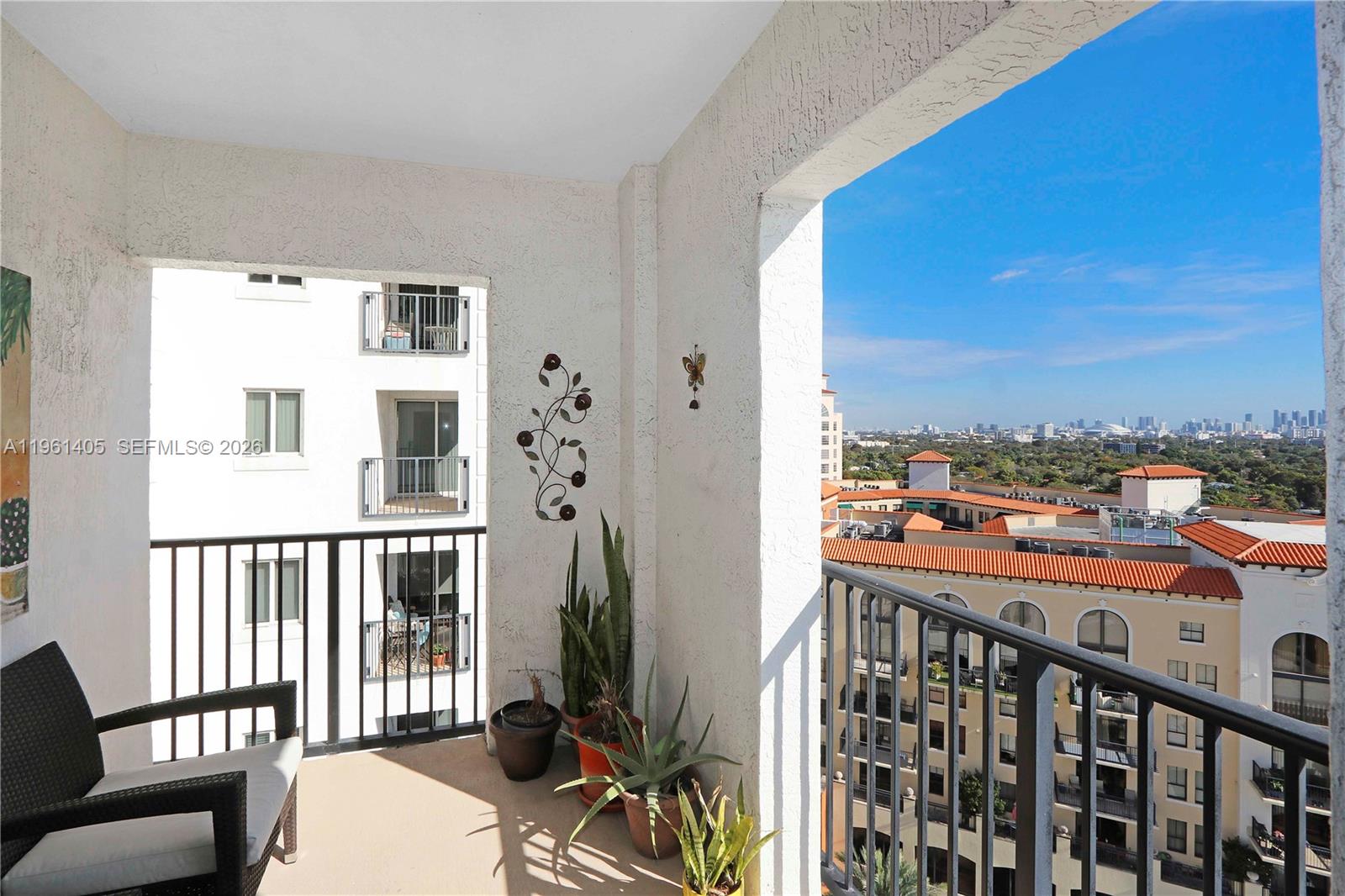 image Ten Aragon Condo21