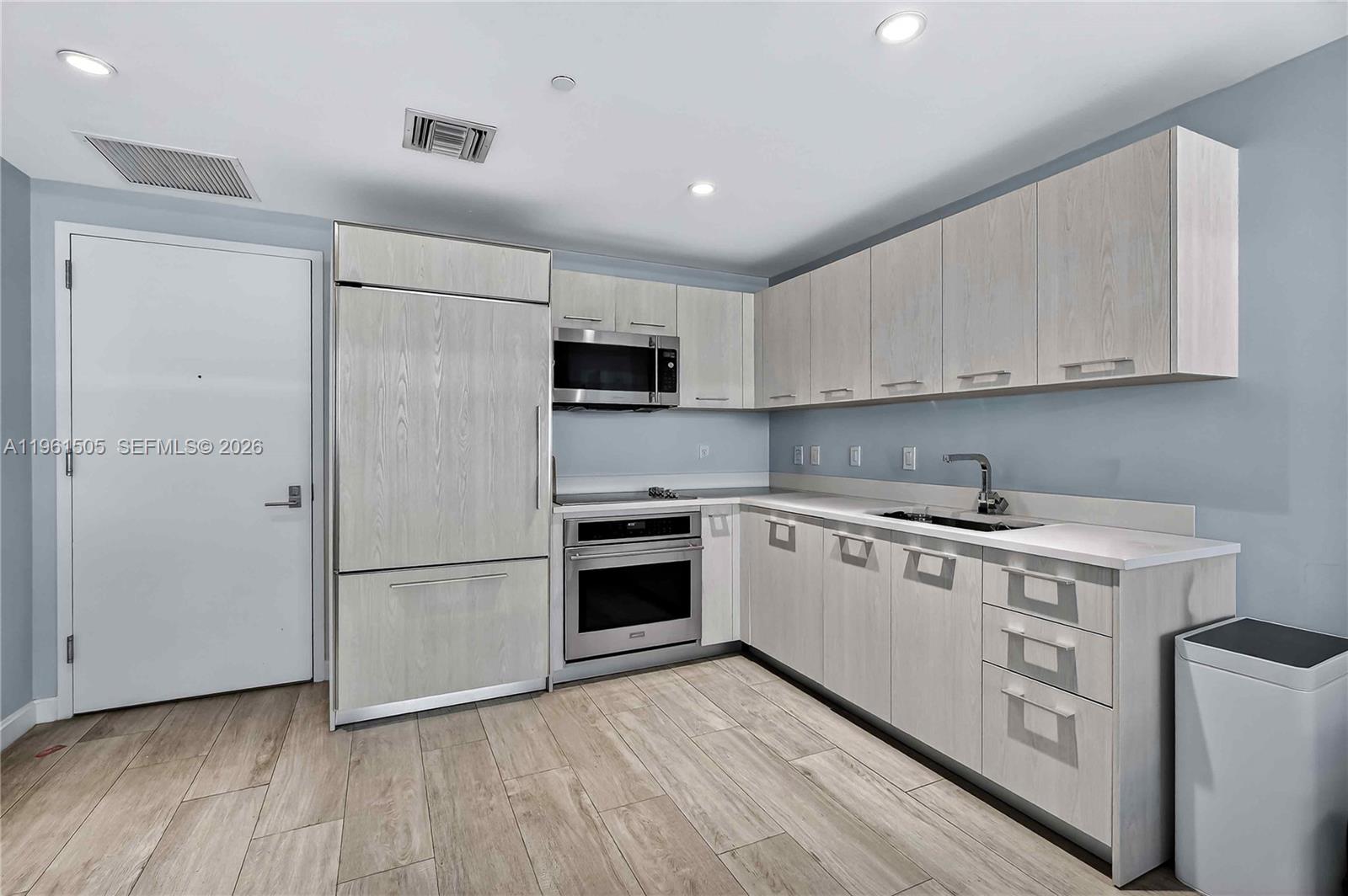 image Brickell Heights East5