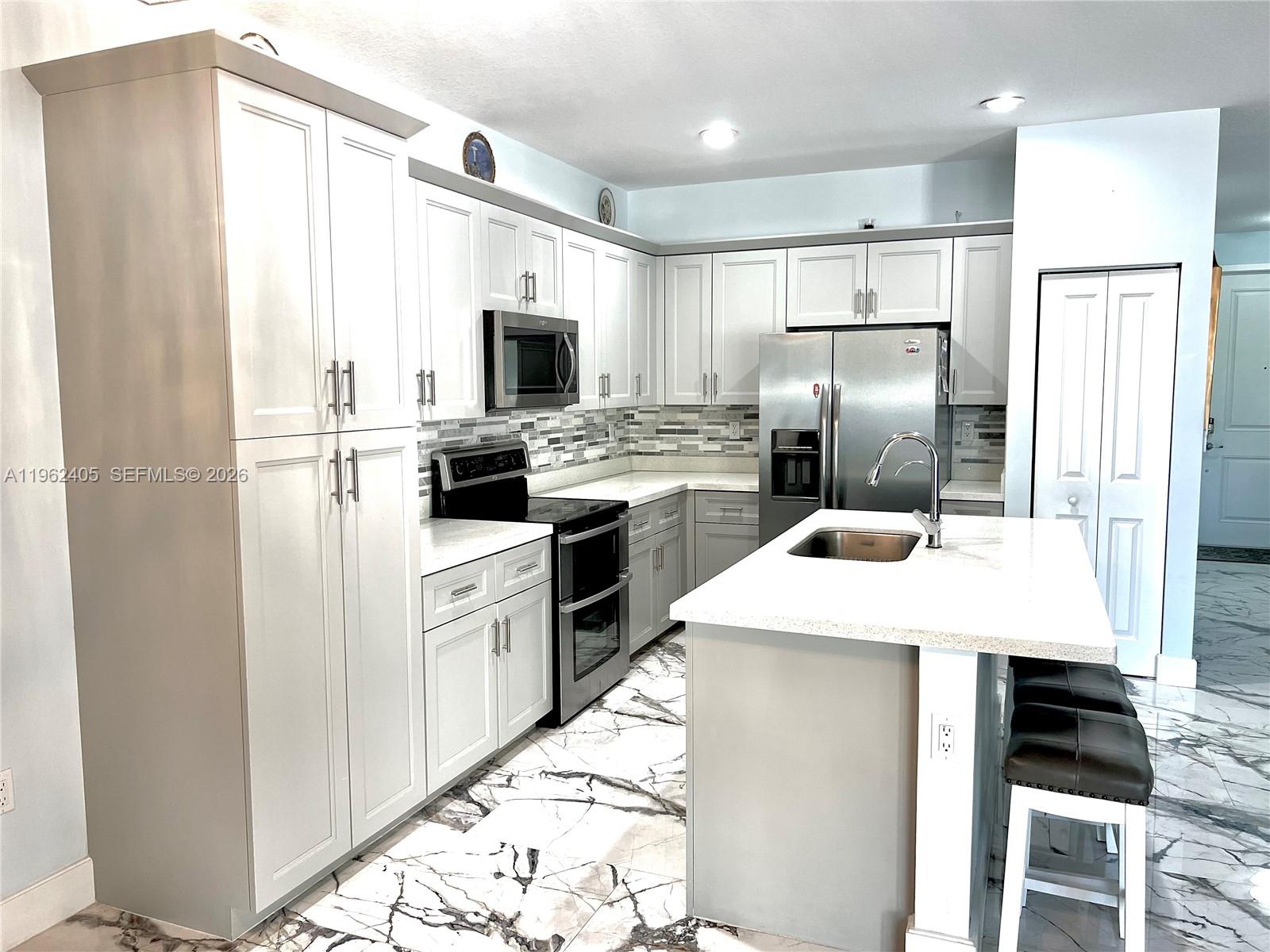 5016 NW 48th Ln Tamarac, FL 33319