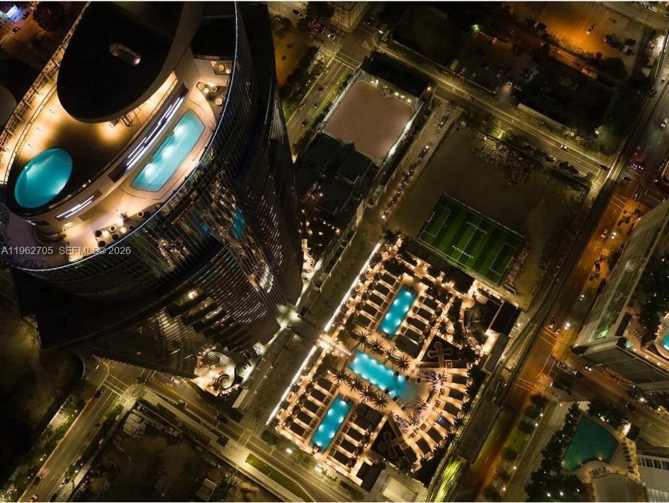 image Paramount Miami Worldcenter4