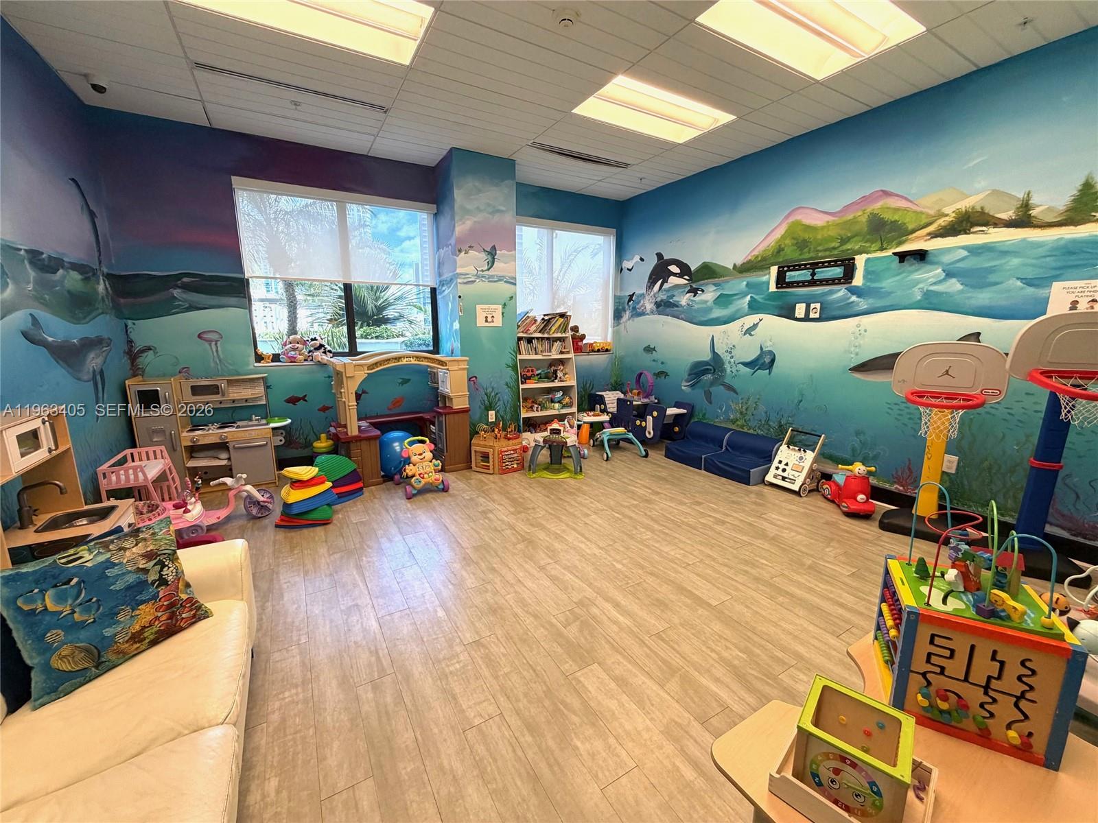 image Nine at Mary Brickell Village21