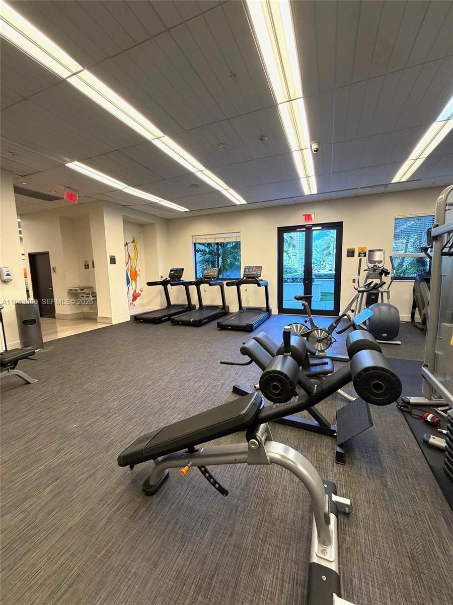 image Nine at Mary Brickell Village24