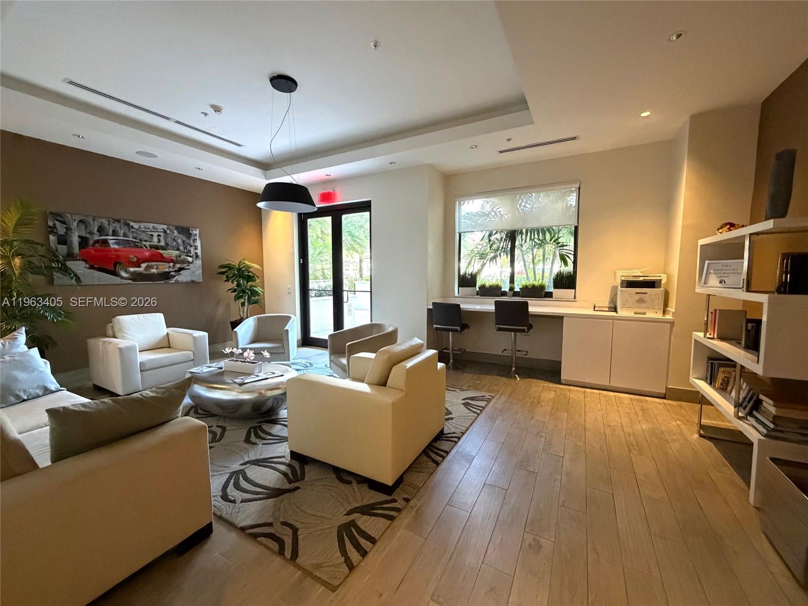 image Nine at Mary Brickell Village29