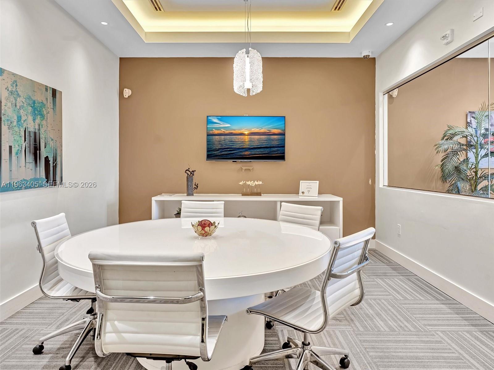 image Nine at Mary Brickell Village35