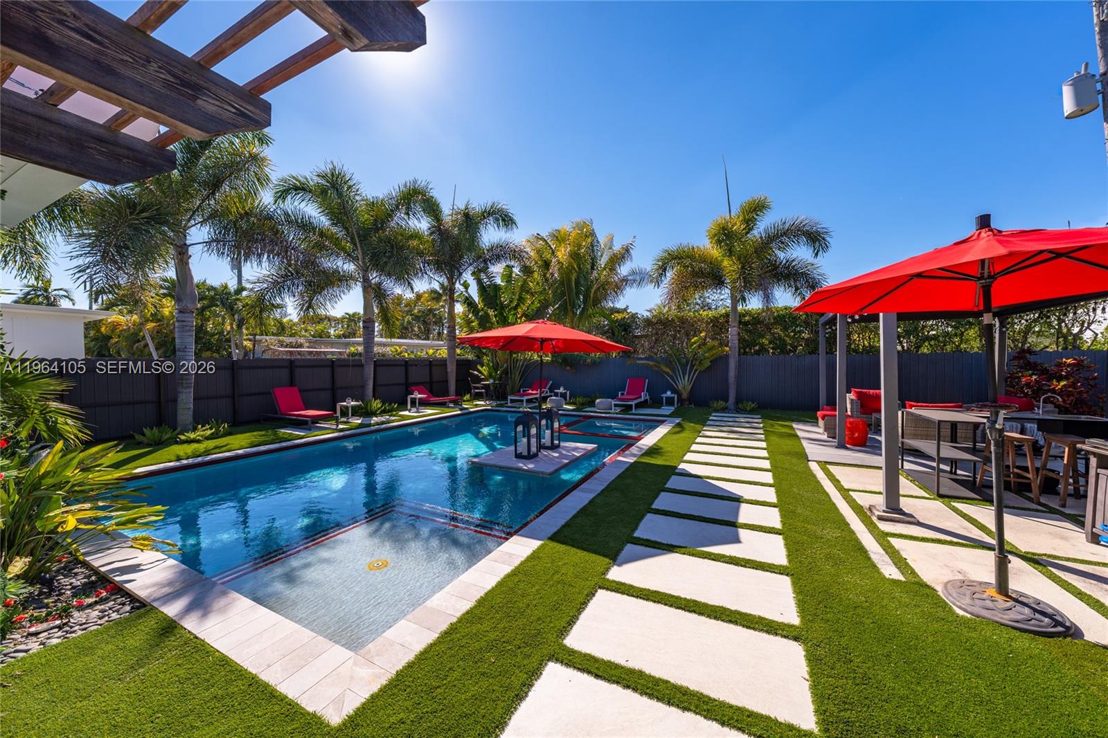 8030 Noremac Ave #N/A Miami Beach, FL 33141