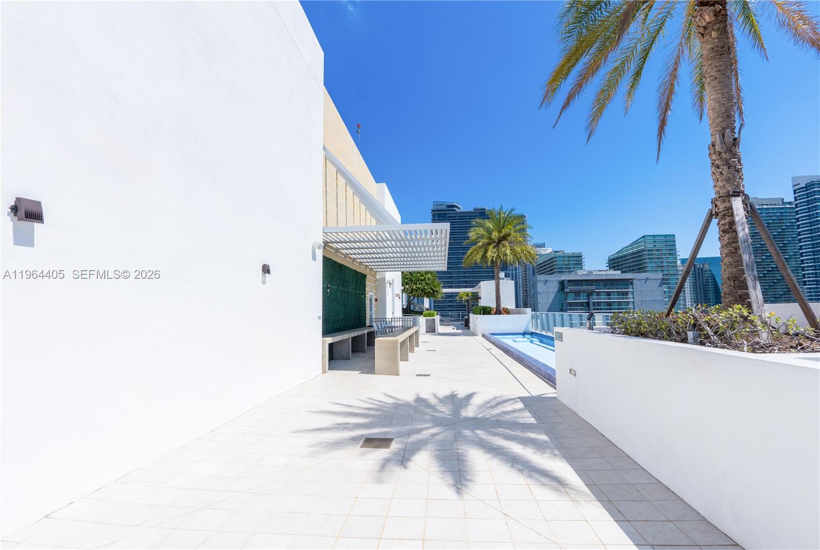 image Brickell Ten35