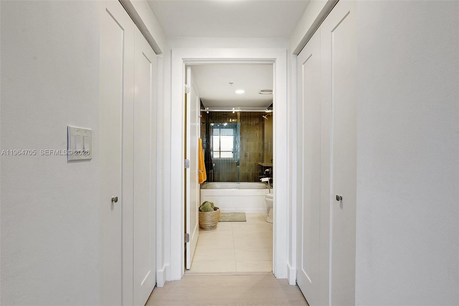 image The Venture at Aventura18