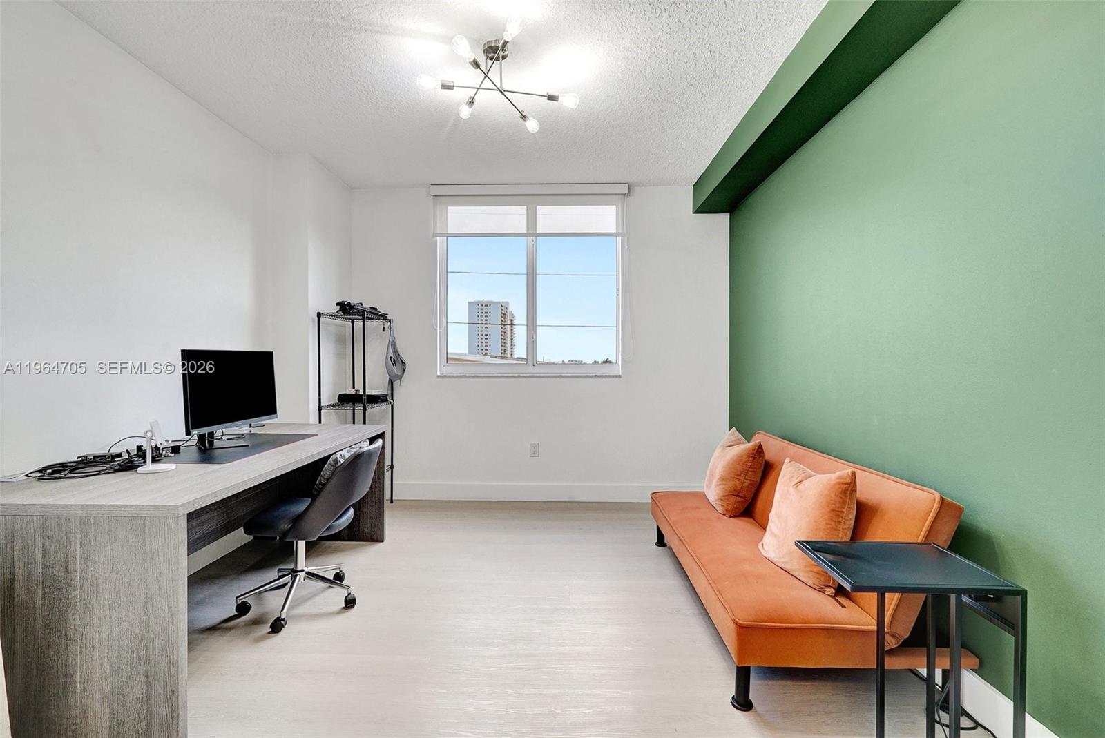 image The Venture at Aventura22