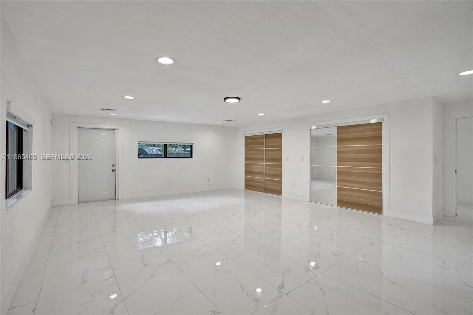 13550 NW 5th Ave North Miami, FL 33168