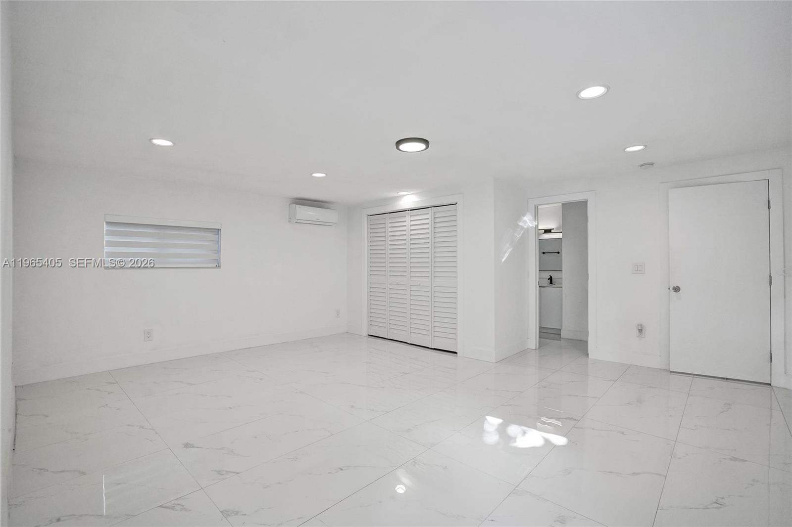 13550 NW 5th Ave North Miami, FL 33168