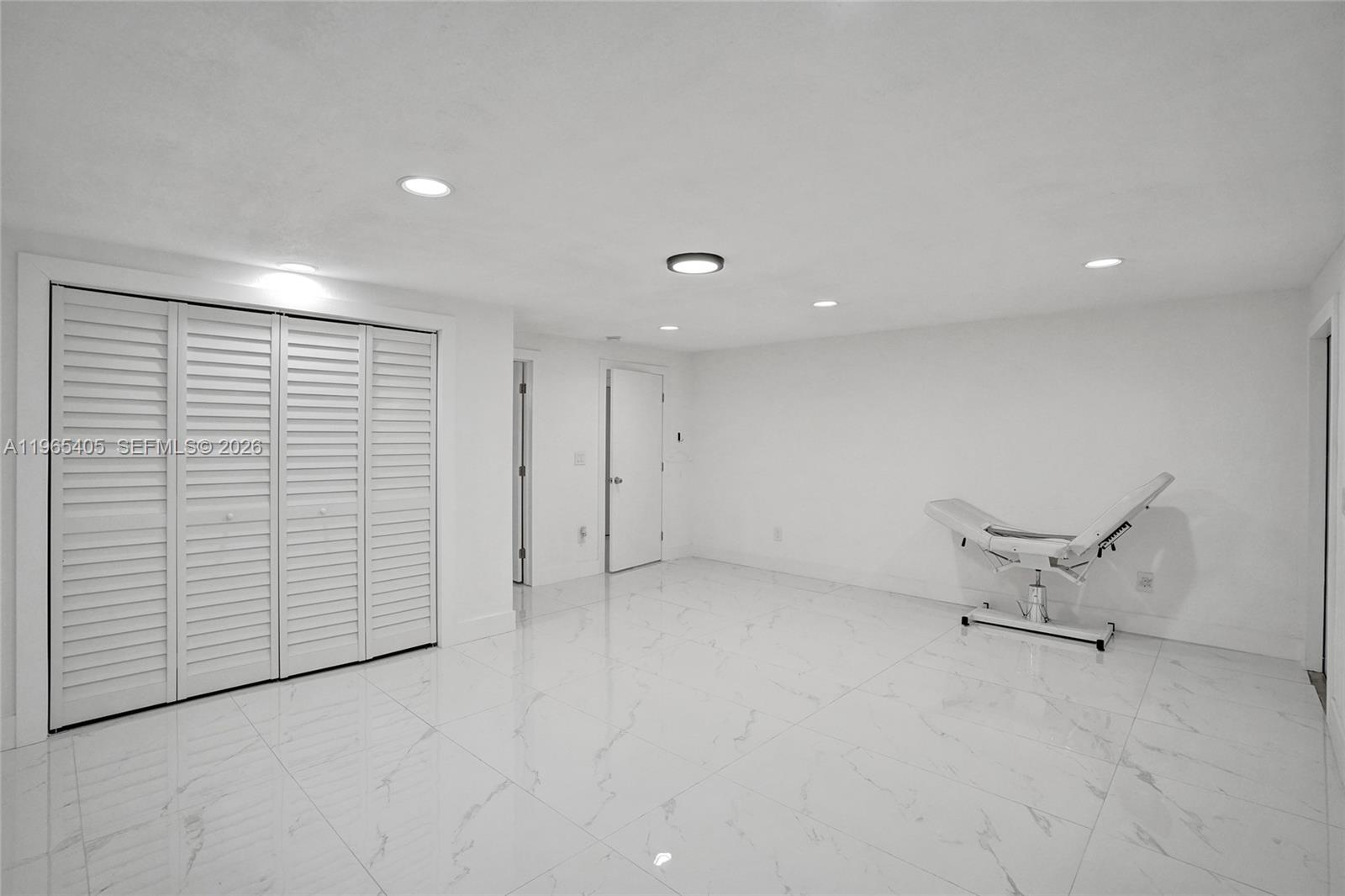 13550 NW 5th Ave North Miami, FL 33168