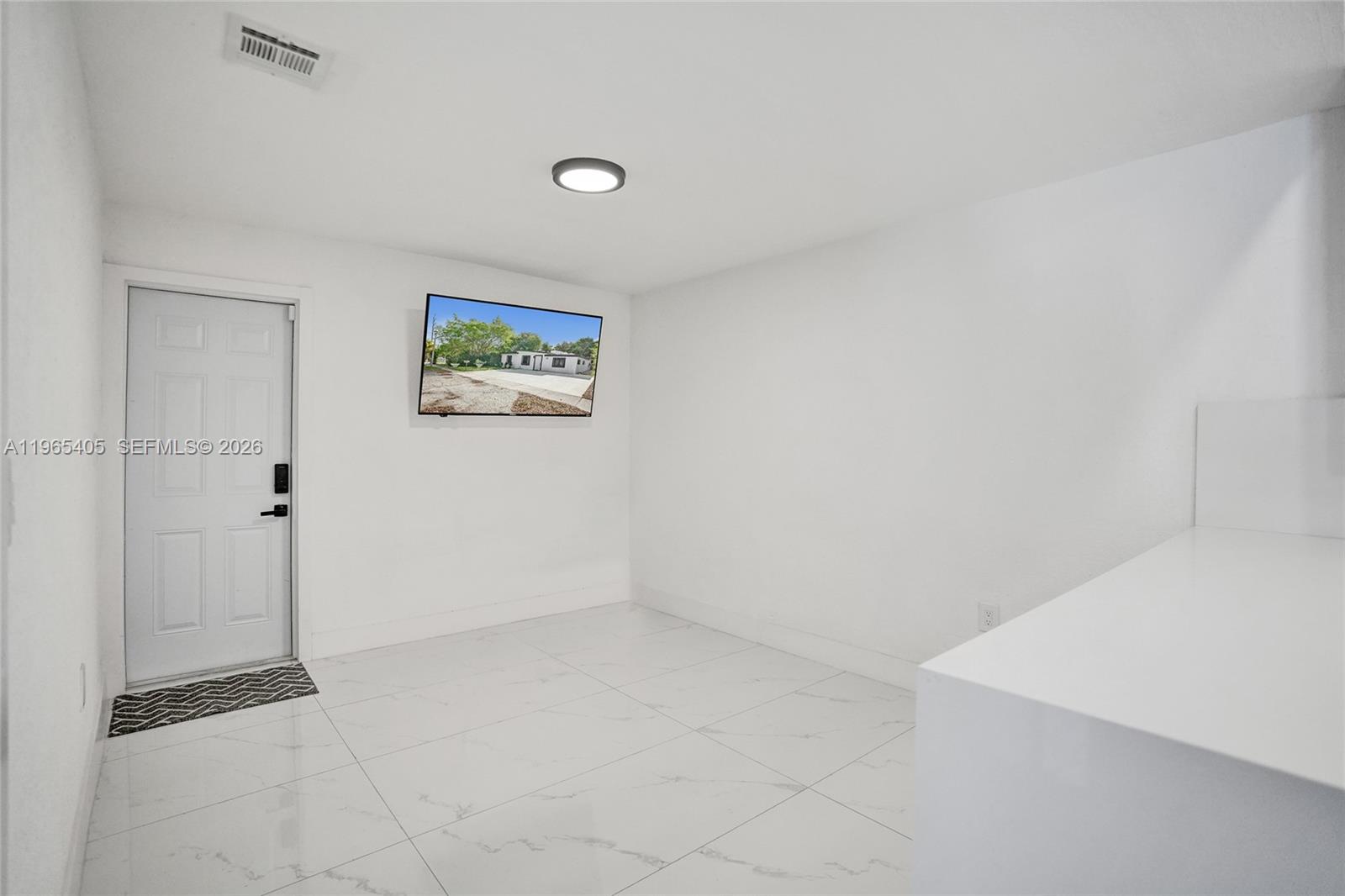 13550 NW 5th Ave North Miami, FL 33168