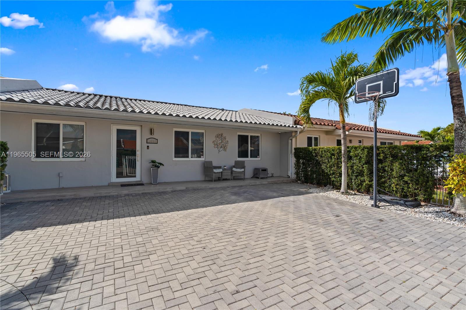 13006 SW 51st St Miami, FL 33175