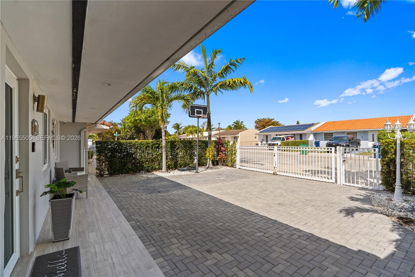 13006 SW 51st St Miami, FL 33175