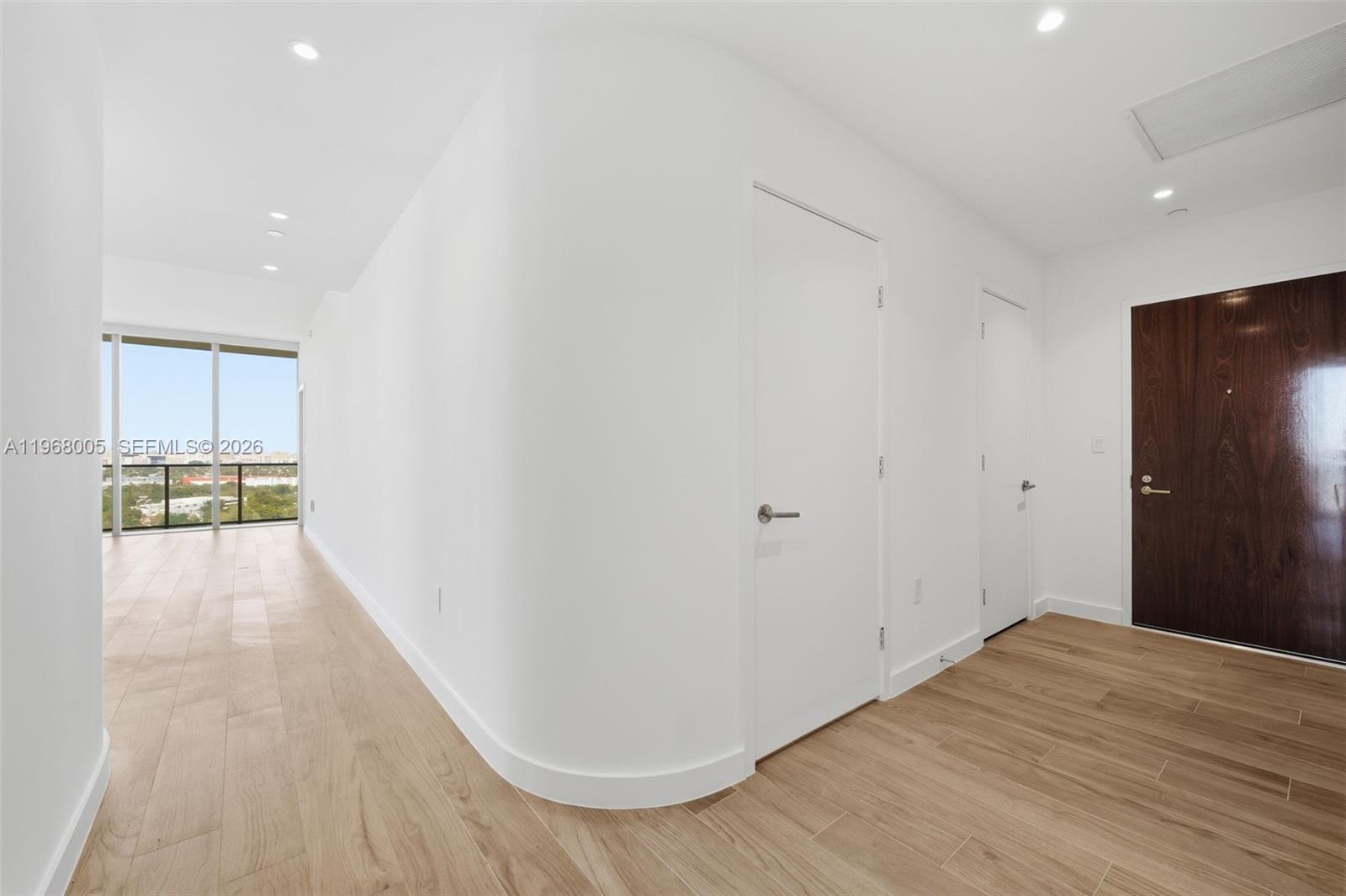 2678 Tigertail Ave #1501 Miami, FL 33133