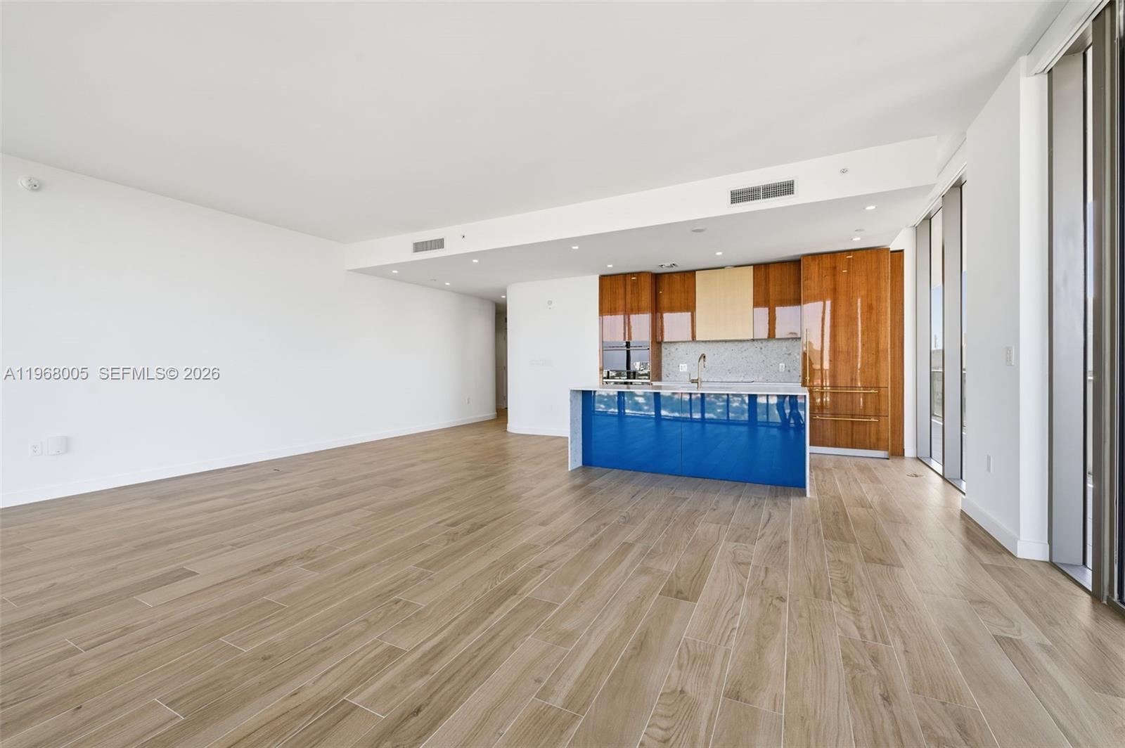 2678 Tigertail Ave #1501 Miami, FL 33133